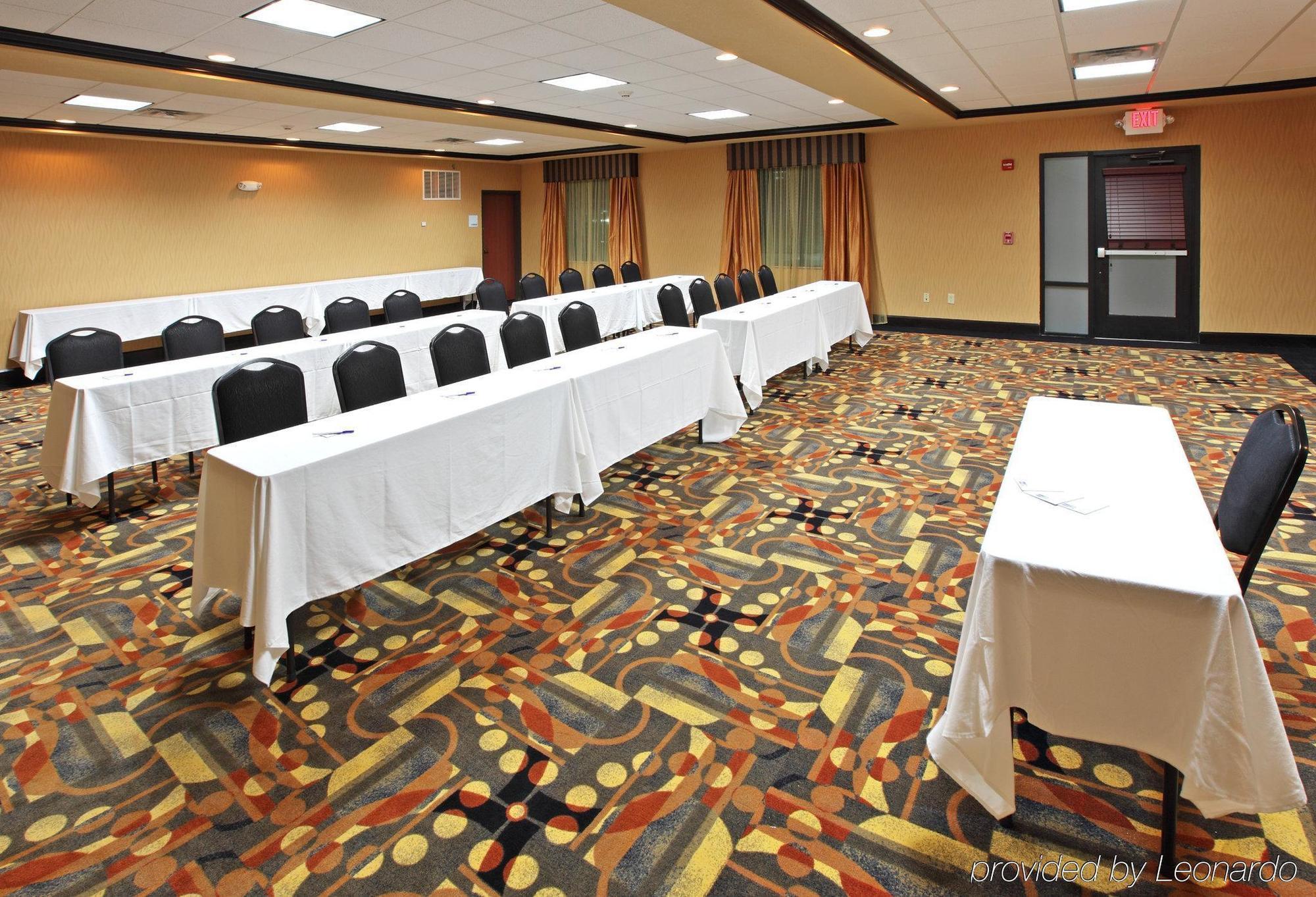 Holiday Inn Express Hotel & Suites Texarkana East By Ihg Udogodnienia zdjęcie