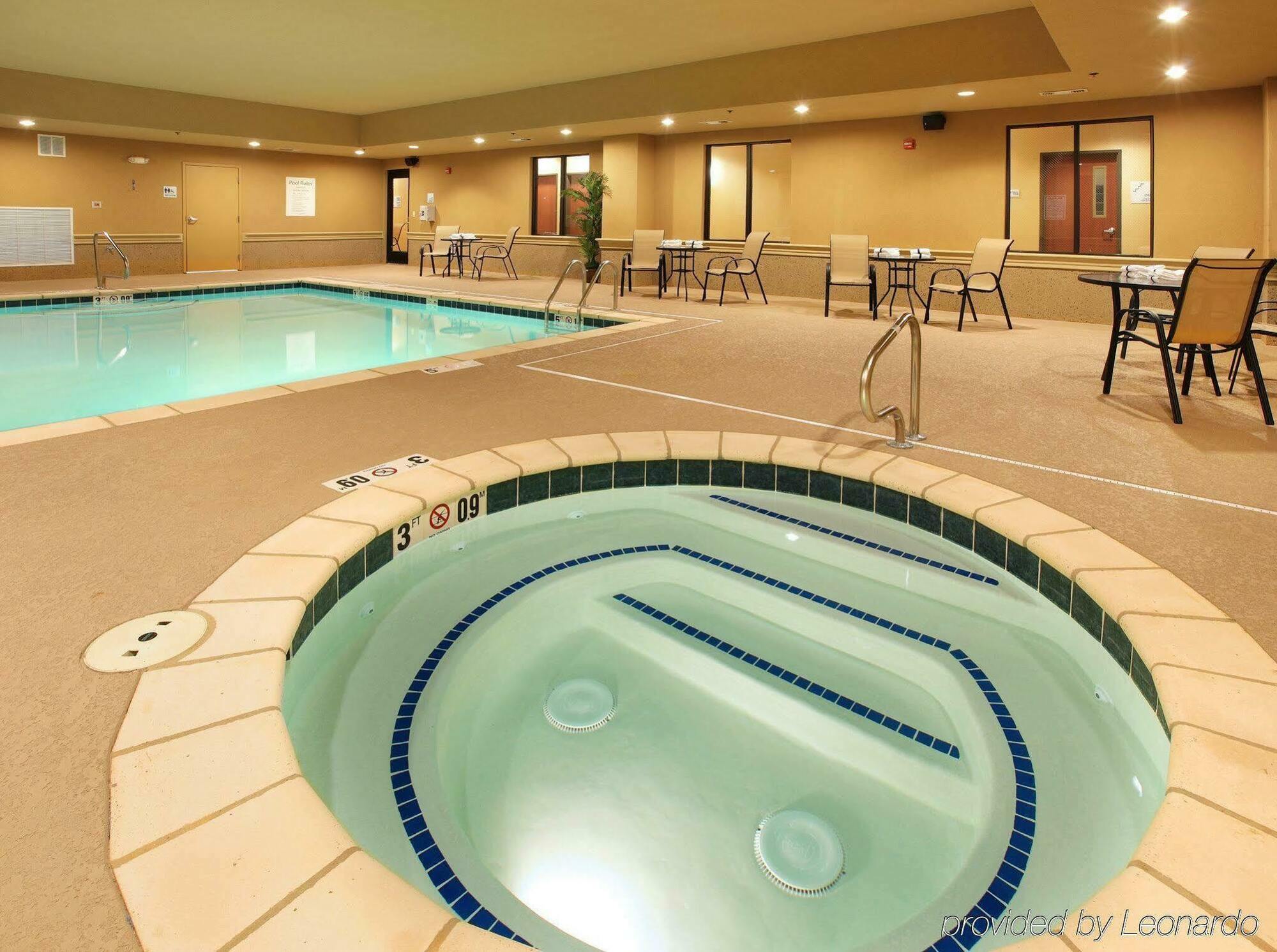 Holiday Inn Express Hotel & Suites Texarkana East By Ihg Zewnętrze zdjęcie